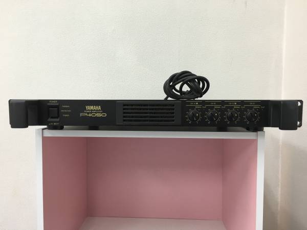 ◇ YAMAHA P4050　パワーアンプ ◇