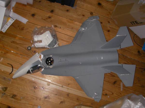 ジャンク部品取りにX35　VTOL　機　EDF　ボロボロ　手渡し希望