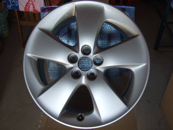 ☆トヨタプリウス30純正アルミホイール17インチホイル1本