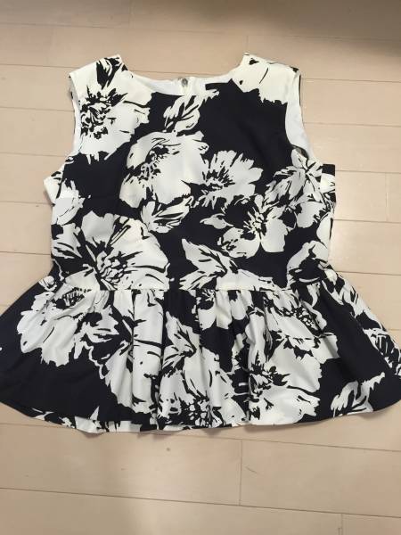 ■TO BE CHIC フラワーtwo-piece■