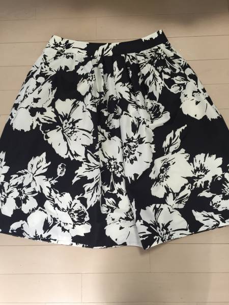 ■TO BE CHIC フラワーtwo-piece■