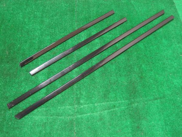 JZX100チェイサー　純正エアロ用ドアアンダーモール