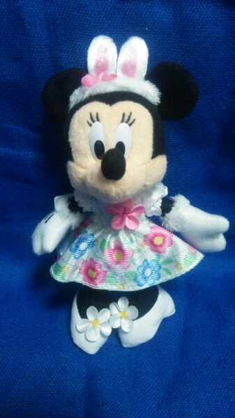 ディズニー イースター2016 ミニー ぬいぐるみバッジ 完売