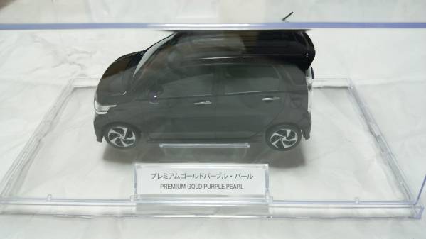 1/24　ホンダ　N-WGN カスタム カラーサンプル ゴールドパープル