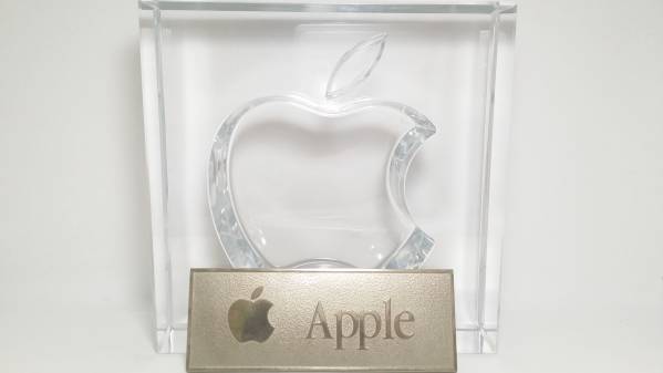 値下◇非売品激レア◇Apple 20周年 HOYA クリスタルガラス 置物 値下◇非売品激レア◇Apple 20周年 HOYA クリスタルガラス 置物