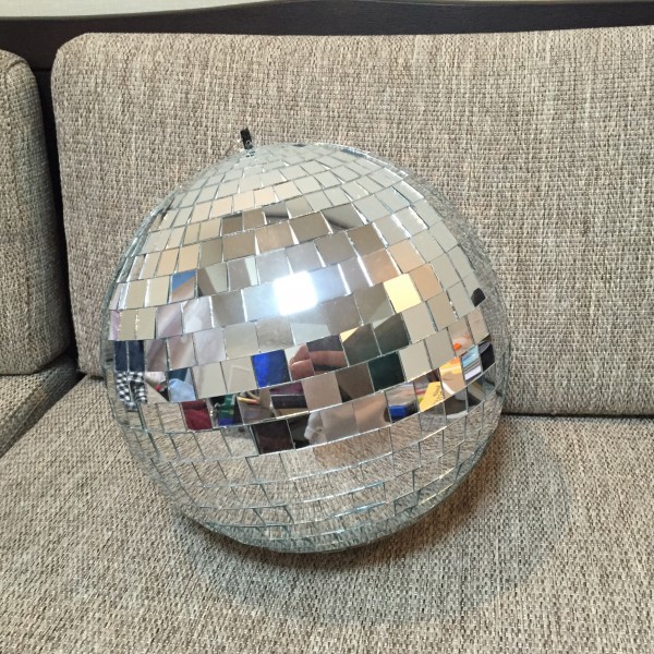 即決激安 ミラーボール！舞台照明♪円周約100㎝ 送料無料