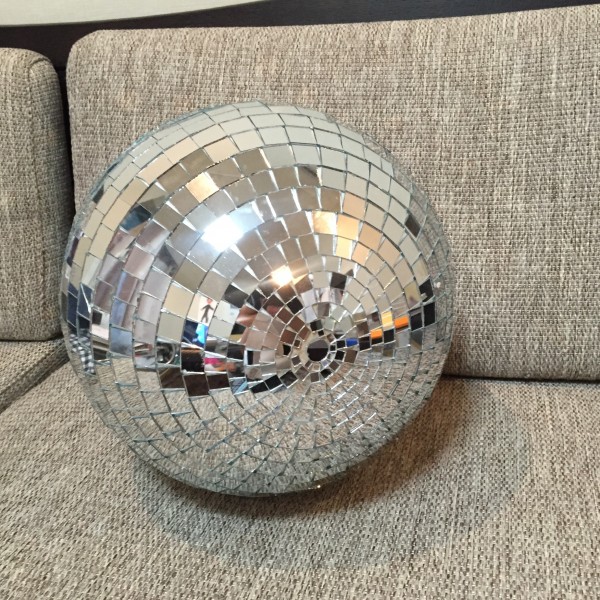 即決激安 ミラーボール！舞台照明♪円周約100㎝ 送料無料