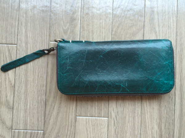 SOLATINA ソラチナ オイルレザー馬革 ラウンドファスナー 長財布