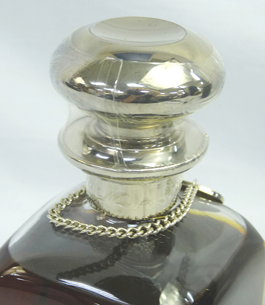 M5187)コニャック☆ヘネシー☆シルバートップ☆箱☆700ml☆お酒