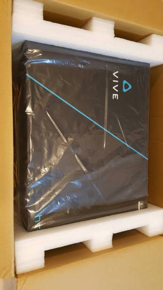 新品★HTC Vive ★即日発送(Oculus riftのライバル)
