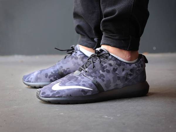 NIKE ROSHE RUN NM FB ”DARK GREY CAMO” 24 ローシ 迷彩
