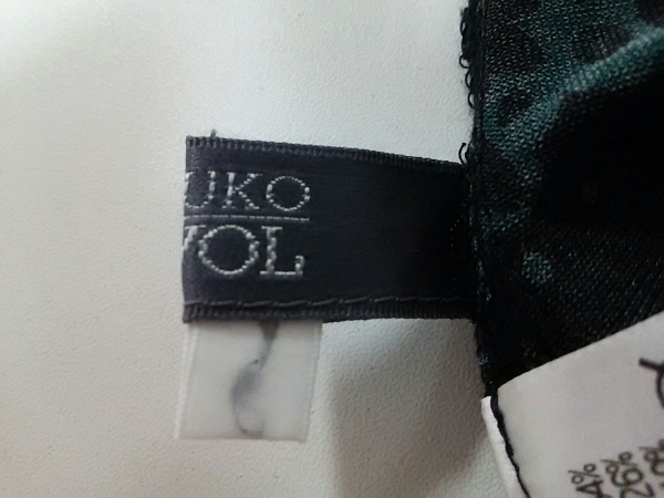 トクコ・プルミエヴォル カーディガン ９ レディース 美品