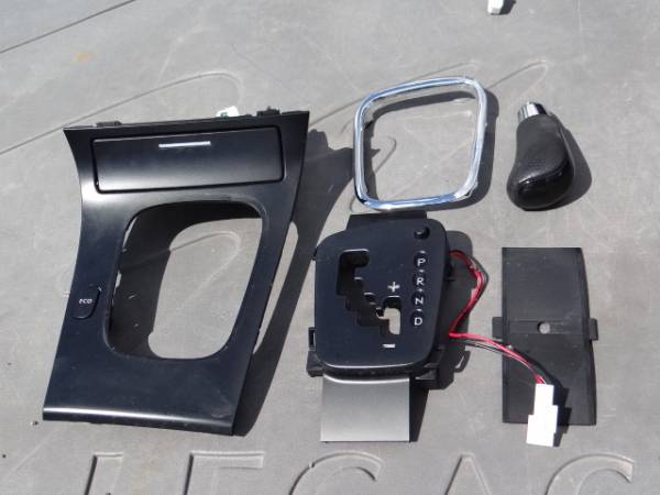 BP5/BL5レガシィ マッキントッシュ シフトパネル 黒 禁煙 美品