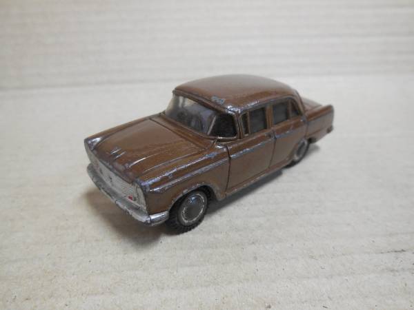 大盛屋ミクロペット　日産セドリック　箱無し　茶色