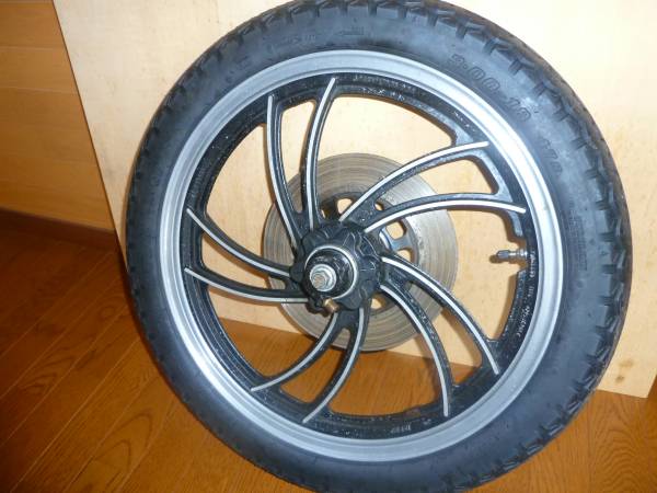 RZ250 美品 4L3 純正 フロントホイール タイヤ付 バリ山 即使用可