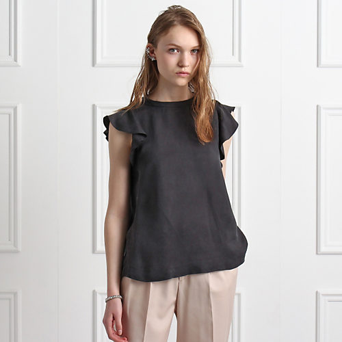 今期新作 アクアガール 袖フリル キュプルシャツ 黒 えみり 梨花