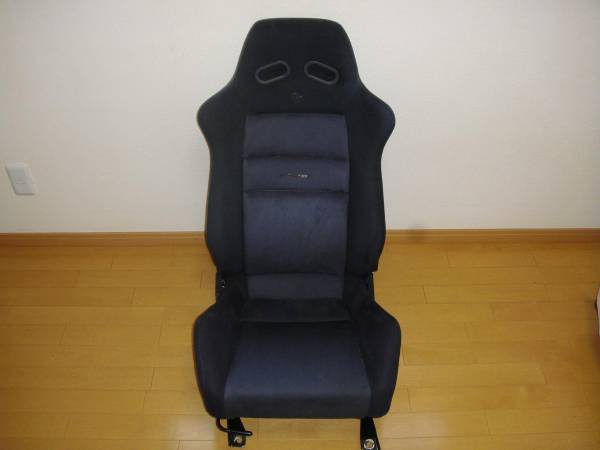 マツダスピードのセミバケシート　　ロードスターブラケット付