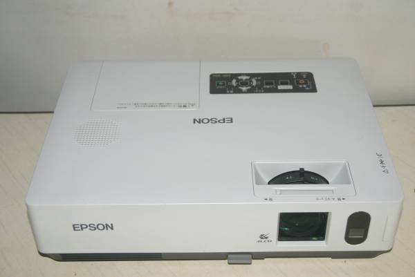 EPSON 高輝度液晶プロジェクター EMP-1810 3500lm