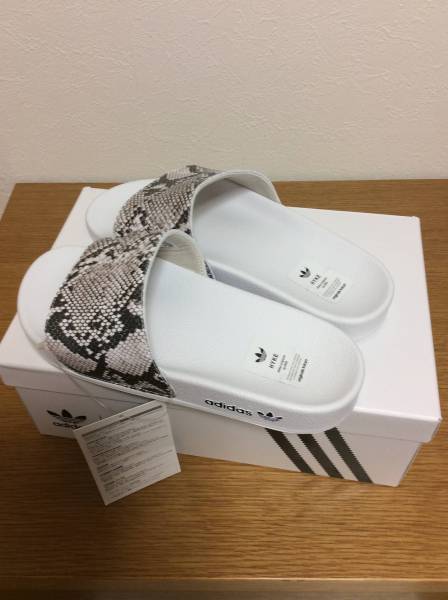 限定 adidas by HYKE ハイク パイソン柄サンダル 23，5cm