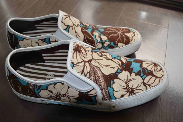 コールハン　スリッポン　ハワイ柄　11インチ