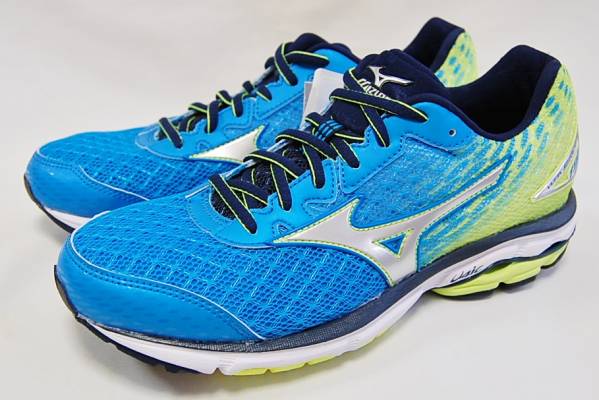 ミズノ　ウエーブライダー19　ランニングシューズ　新品　24.5cm