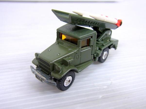 トミカ 日本製 黒箱 トヨタ 自衛隊ロケット車 HQ15V型【01