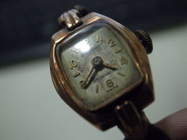 hobby088: [ビンテージ]古い手巻腕時計：GILBERT 14K/動作品