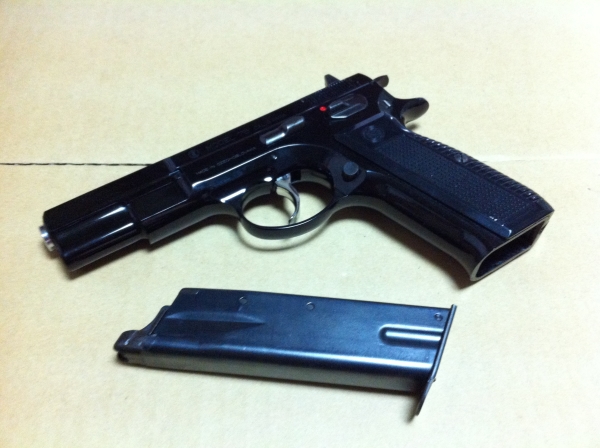 KSC MODEL cz75 ガスガン　ディープブルーコーティング KSC MODEL cz75 ガスガン ディープブルーコーティング A rare item