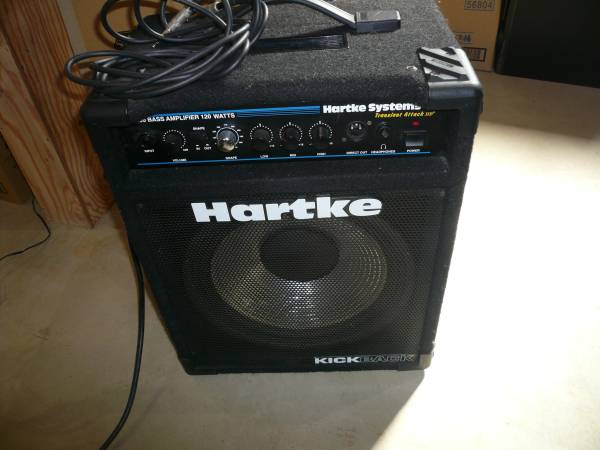 Hartke ハートキー HS1200 KICK BACK ベースアンプ コンボアンプ