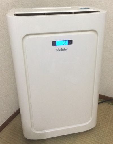 トヨトミのスポットクーラー＆ヒーター TAD-22BWです。