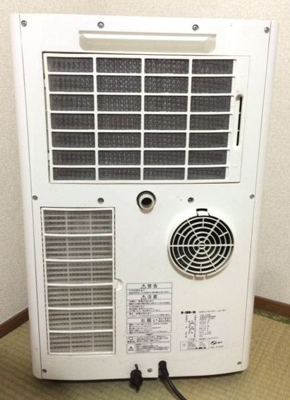 トヨトミのスポットクーラー＆ヒーター TAD-22BWです。