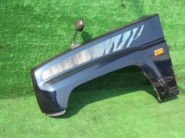 ★後期　ダイハツ　F300S　ロッキー フェンダーパネル左