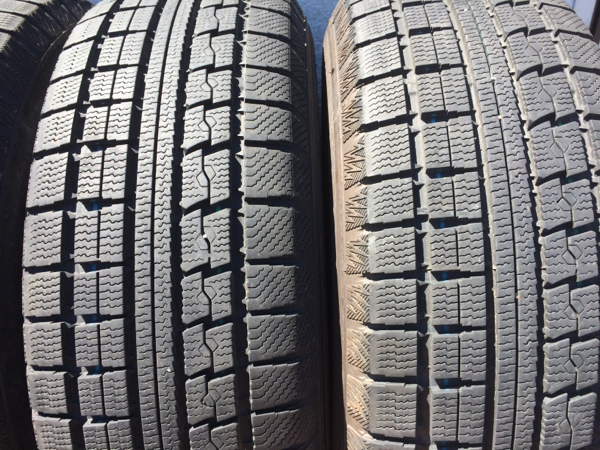 215/65R15 中古 スタッドレス 10年製 TOYO キャラバン