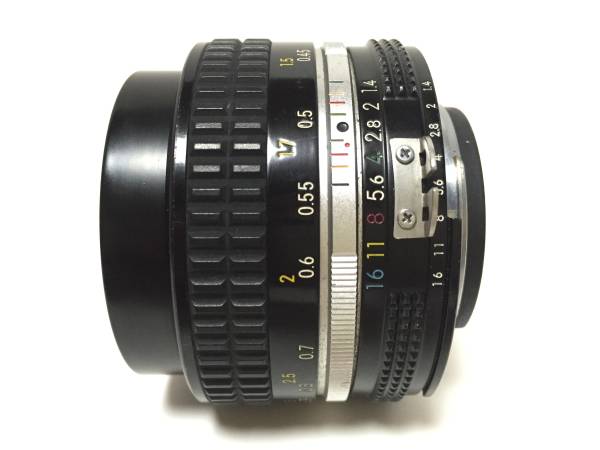 【極美品】 Nikkor Ai 50mm f1.4フィルムカメラ用レンズ 極美品】 Nikkor Ai 50mm f1.4フィルムカメラ用レンズ