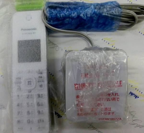 新品・未使用 Panasonicパナソニック増設子機KX-FKD404-W1 訳有