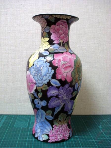 乾隆年製☆綺麗な芸術粉彩花瓶 お取引に当たって 【公式通販】