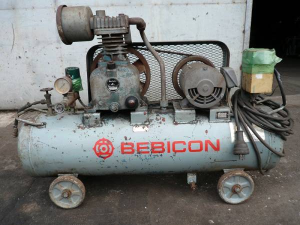 安い，人気セール 格安! 日立 べビコン コンプレッサー 200V 1.5KW 動作OK