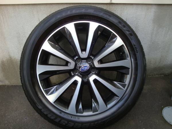 【美品】フォレスタースバル純正18インチアルミホイール＆タイヤ_3