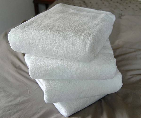 ホテルバスタオル【白５枚セット】業務仕様　1000円スタート24