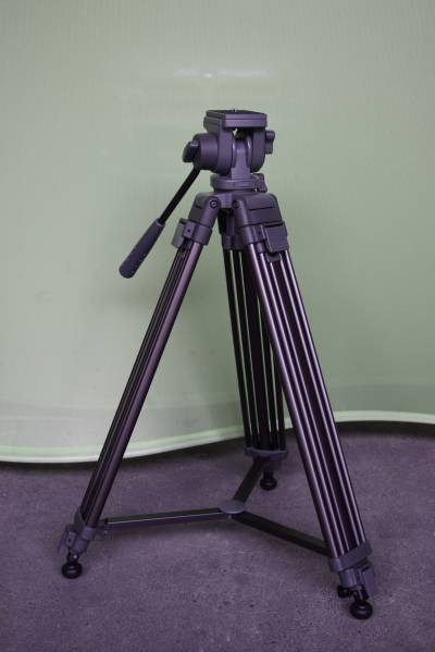 Libec/リーベック 三脚 TH-650DV ケース付き