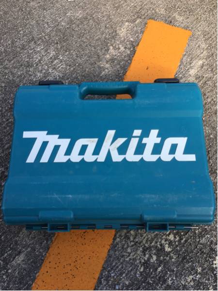 マキタ 10.8v インパクトドライバー