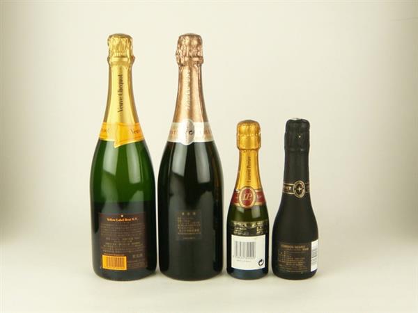 ヴーヴクリコ イエローラベル他 シャンパン 4本セット 酒 アルコール