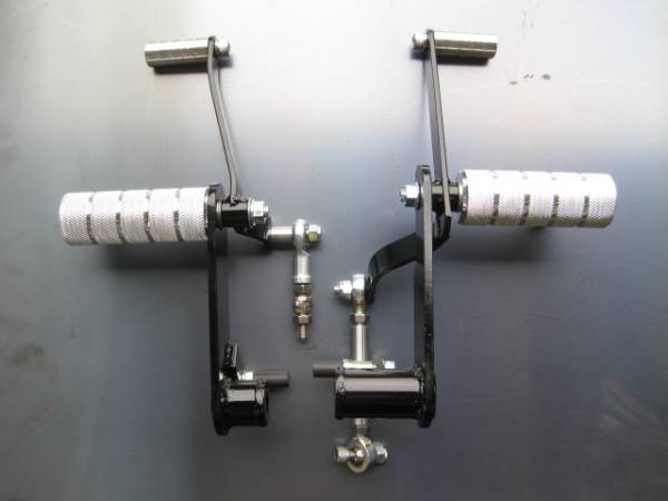 スティード用 ミッドコントロールステップキット フリスコ..