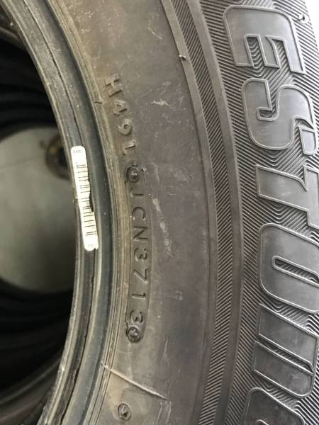 バリ山205/65R15 94Q・激安!!4本セット価格 スタッドレスタイヤ 205