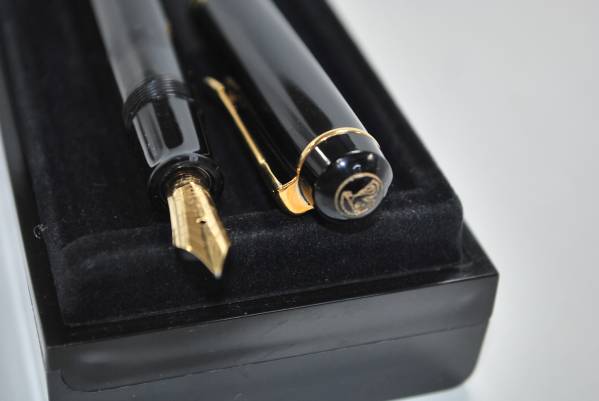 R45) PELIKAN 12C-500 (HEF) ピストン吸入式 ペリカン 万年筆 【公式通販】