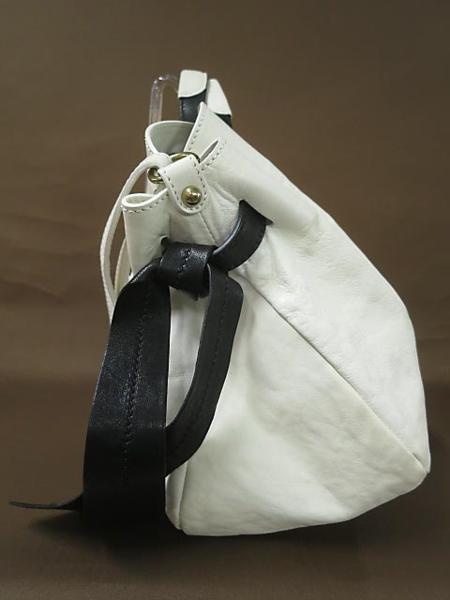 ANDREAMABIANI レザー ショルダー バッグ 白 ◎ ■■