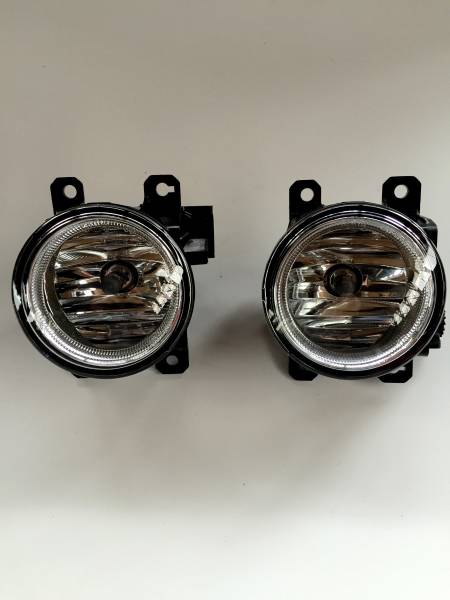 ★ジャンク品 ★ホンダ　フィット　純正フォグランプ　新品　