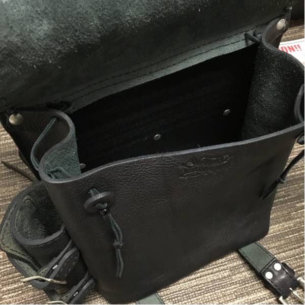 Rough Tail ラフテール ワンネス レザーサドルバッグS 黒 Rough Tail ラフテール ワンネス レザーサドルバッグS 黒