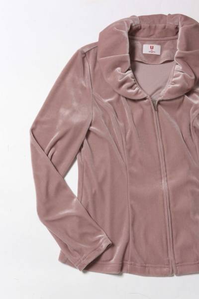 U by ungaro♪定番人気だった衿ジップベロア羽織ピンク