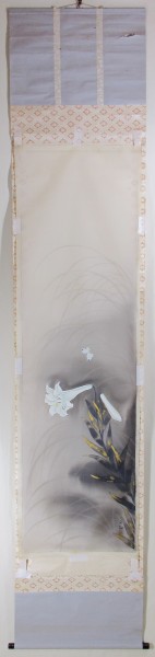 横山大観●白百合に蝶々●絹本●肉筆●未表装●書き下ろし